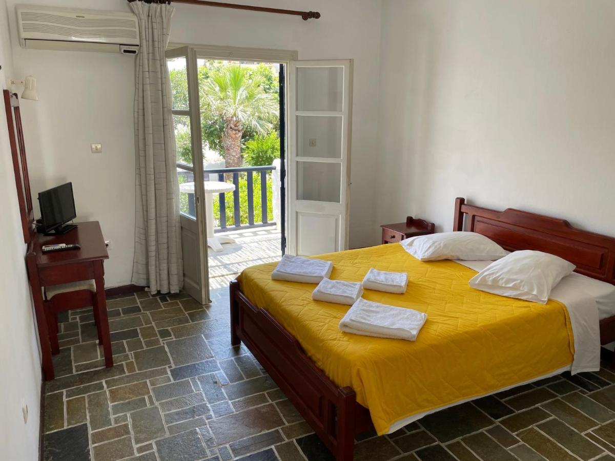 Utopia Hotel Apartments Agia Marina  Dış mekan fotoğraf